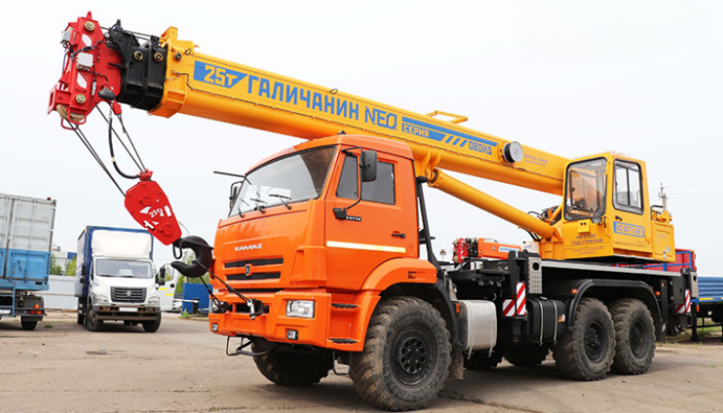 КС-55713-5В-1 Автомобильный кран